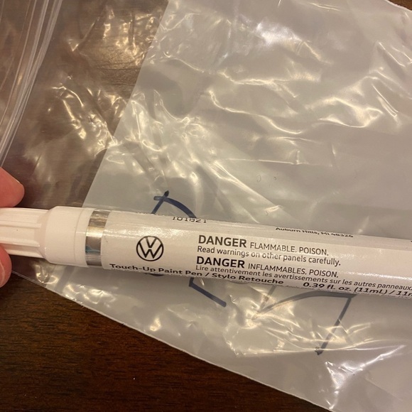 Indigo Blue Pearl VW Paint Pen - Touch Up - Picture 2 of 7